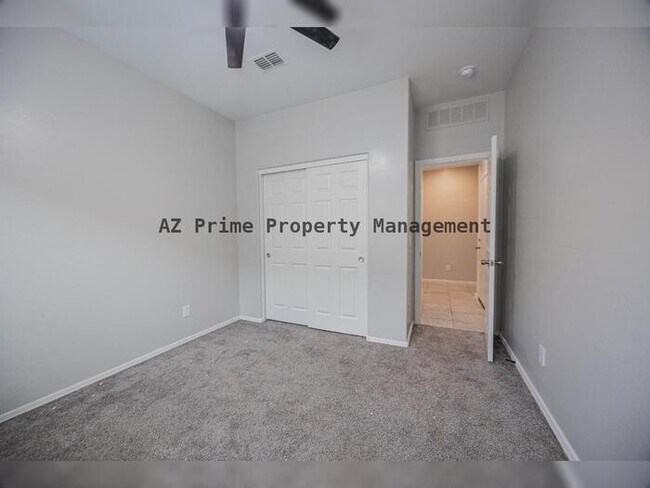 Building Photo - 43606 Juniper Ave