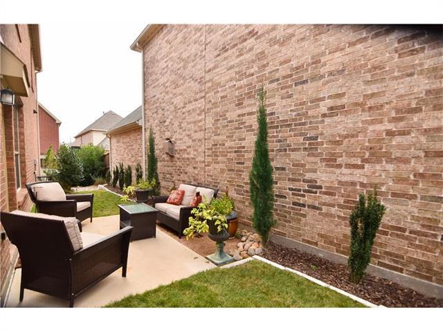 Building Photo - 1708 Estacado Dr