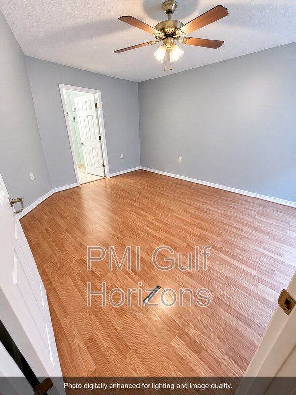 Building Photo - 1310 Sunrunner Pl