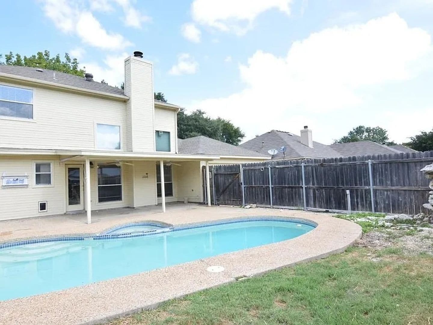 Building Photo - 4721 Stagecoach Trail