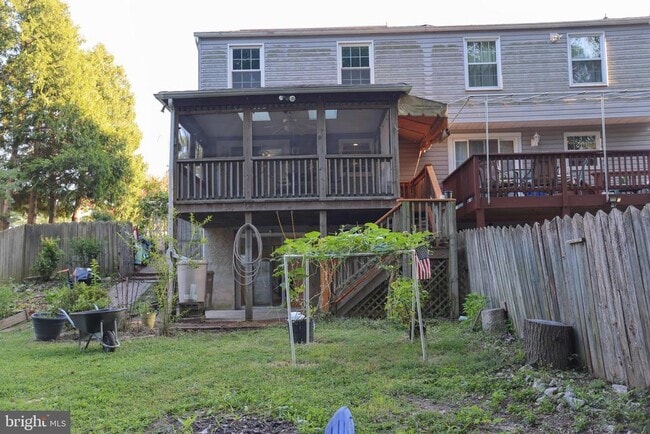Building Photo - 4328 Hallfield Manor Dr
