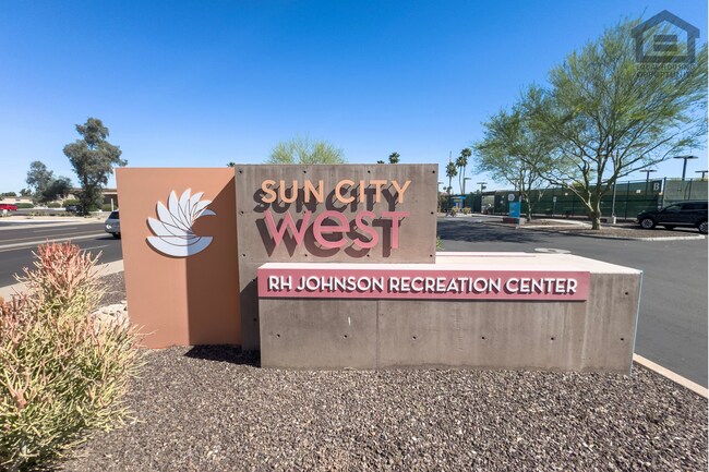 Building Photo - 17211 N Desert Glen Dr