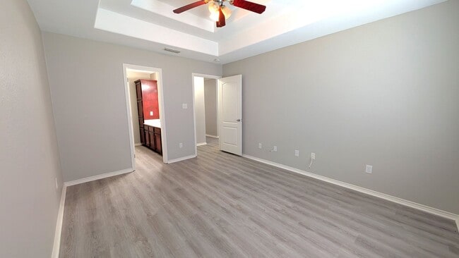 Building Photo - 3601 N Arroyo Park Ln