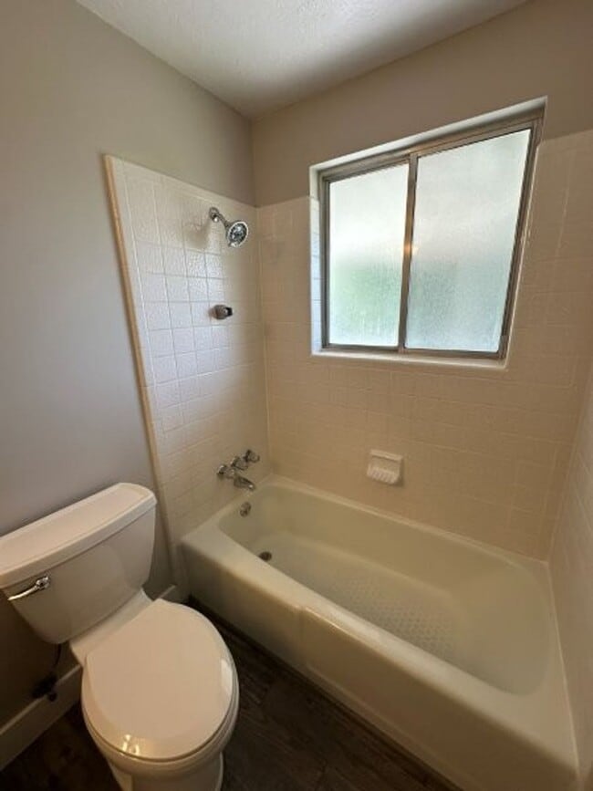 Building Photo - Light Up Your Summer – Get 3 Weeks Rent Fr...