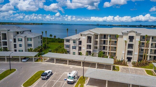 Building Photo - 910 Tidewater Shores Loop