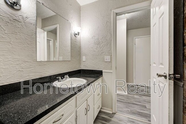 Building Photo - 333 NW 90th St