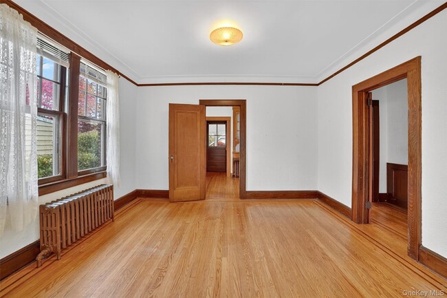 Building Photo - 64 Elmore Ave