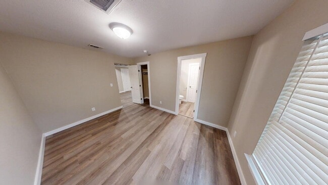 Building Photo - Fully Remodeled & Ready to Rent – Modern Comfort Awaits in Killeen, TX!