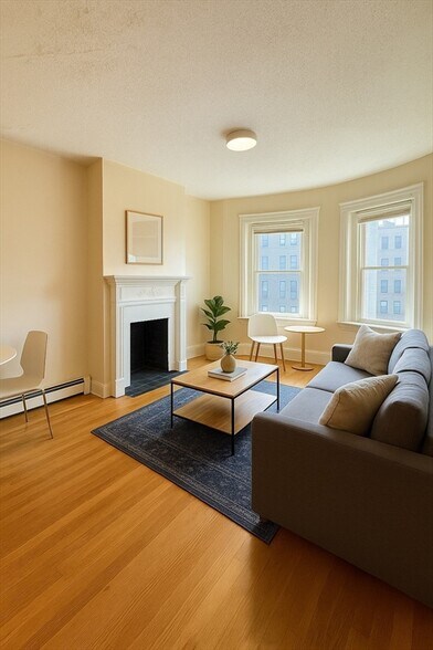 Building Photo - 22 S Huntington Ave