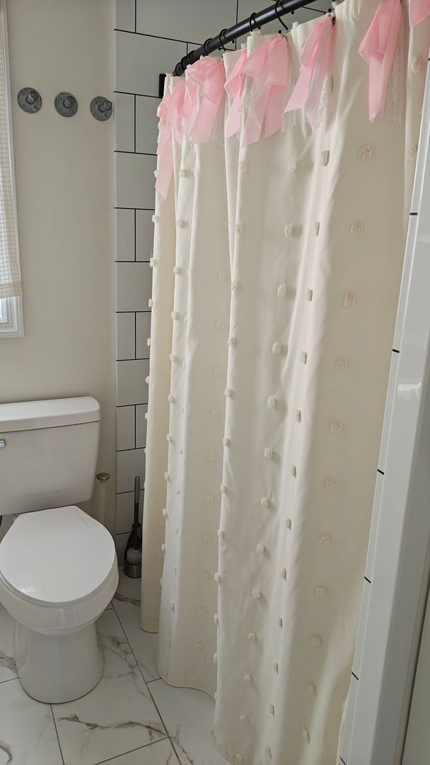 Building Photo - 3 Bed, 1 Bath House in Newport News!