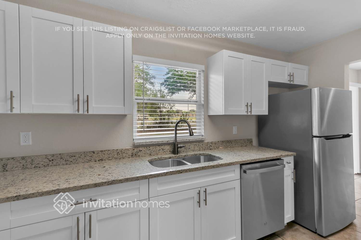Building Photo - 6815 N 48th St