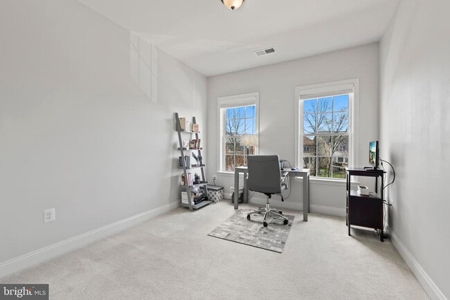 Building Photo - 23303 Mount Middleton Square