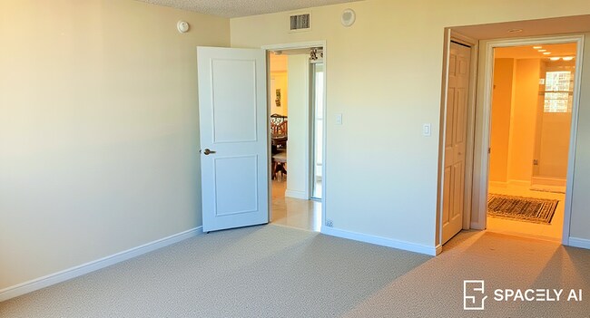 Building Photo - 777 Bayshore Dr