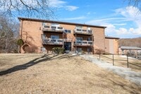 Building Photo - 46 Tanager Rd