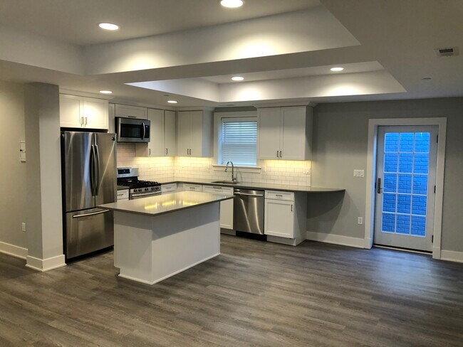 Primary Photo - 4527 49th St NW