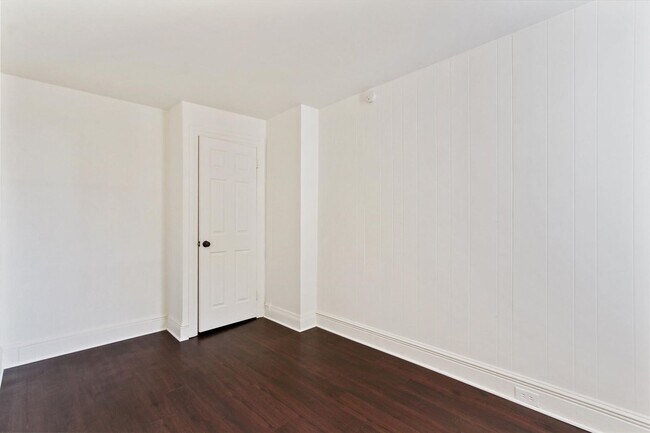 Building Photo - Spacious 4 Bedroom Home for Rent in York, PA!