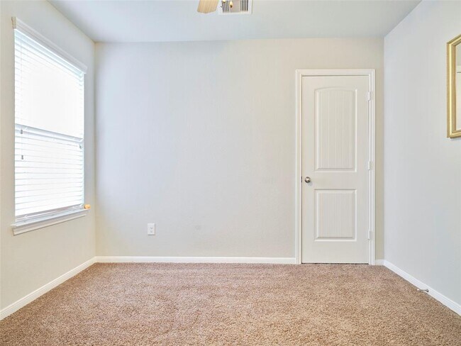 Building Photo - 12629 Pirate Bend Dr