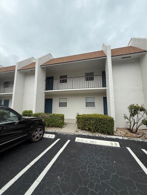 Building Photo - 2805 SW 22nd Ave