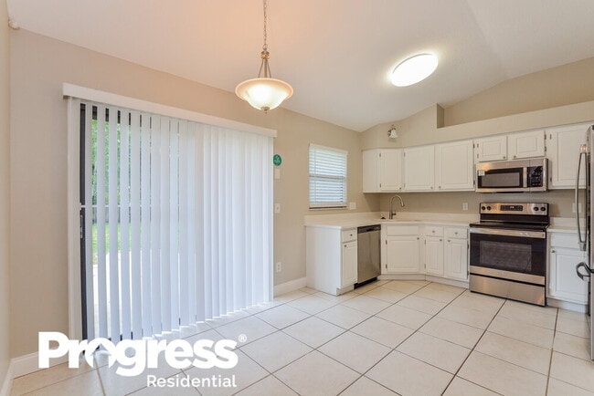 Building Photo - 10119 Pink Carnation Ct