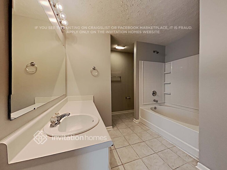 Building Photo - 737 Sinclair Dr