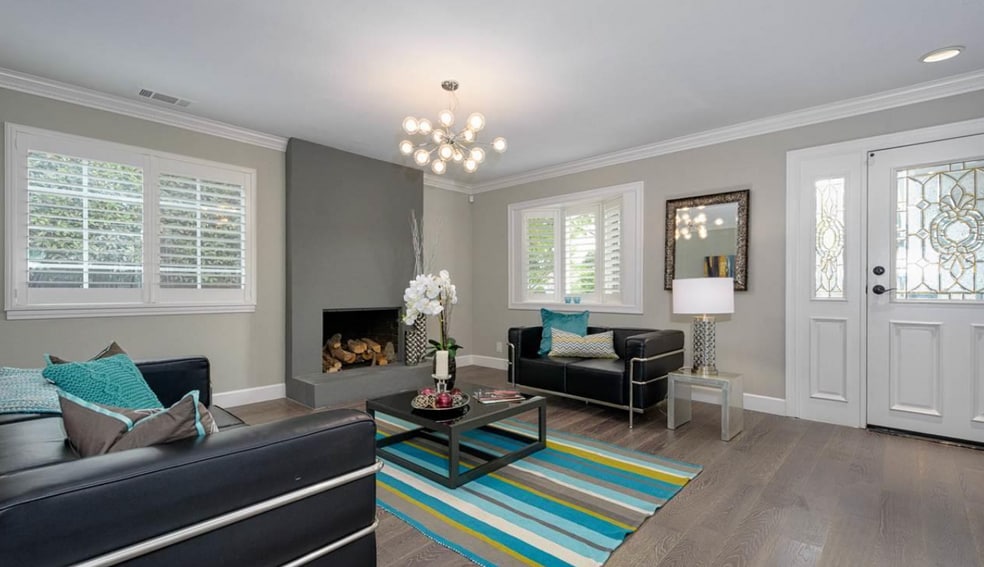 Building Photo - 10086 La Paz Ave