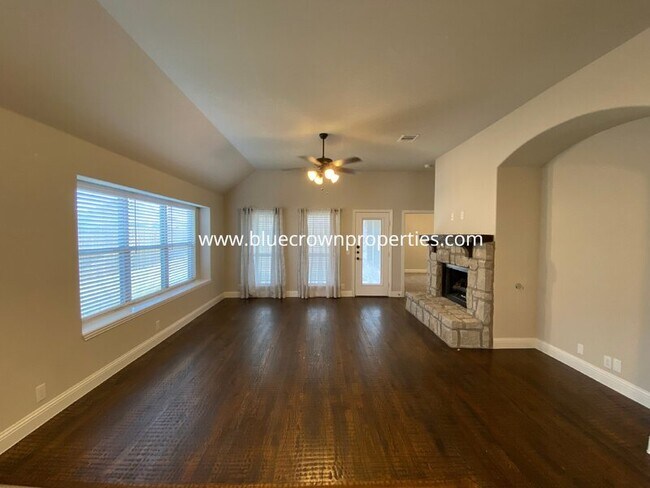 Building Photo - 5211 Pentridge Dr