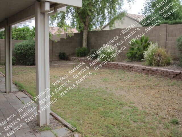 Building Photo - 30740 Maple Chase Dr