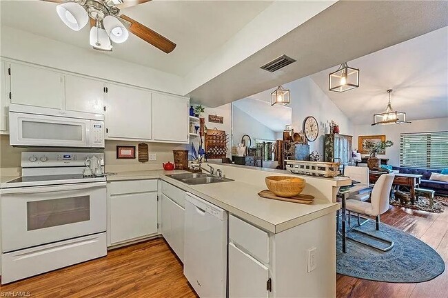 Building Photo - 12939 Cherrydale Ct