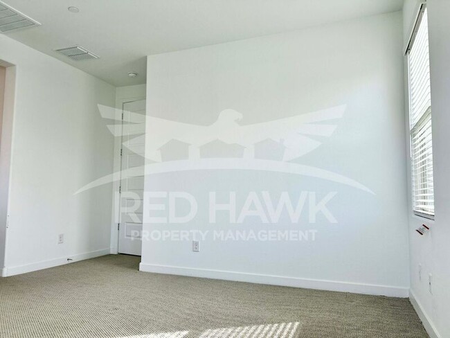 Building Photo - 4077 S Sabrina Dr