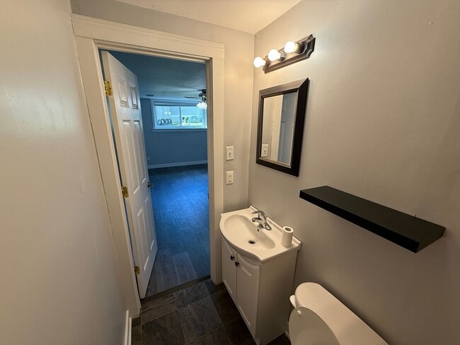 Building Photo - Bi-Level House for Rent in Ellettsville, IN