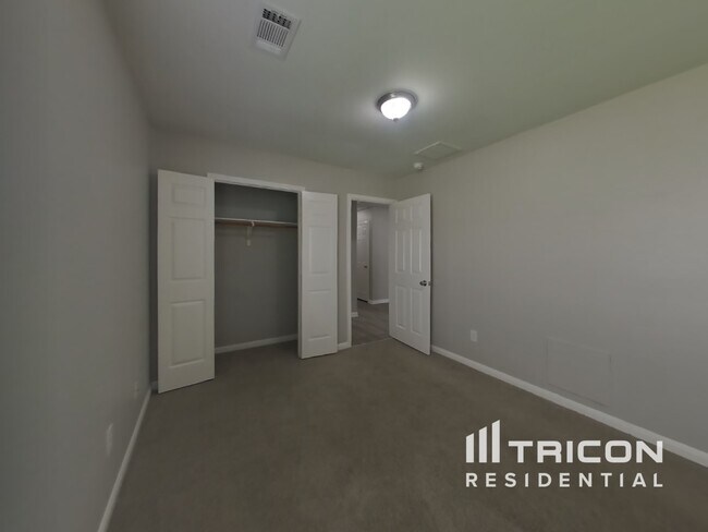 Building Photo - 28715 Nueces River Ct