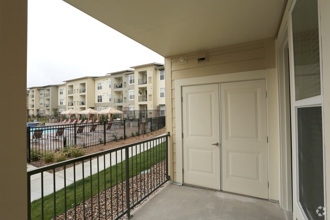 Interior Photo - WestLink at Oak Station