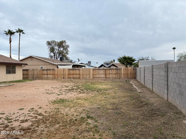 Building Photo - 7215 W Vogel Ave