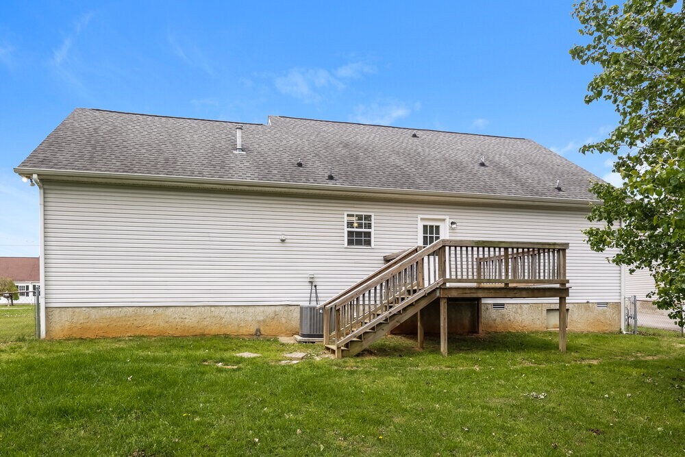 Building Photo - 2906 Kedzie Dr