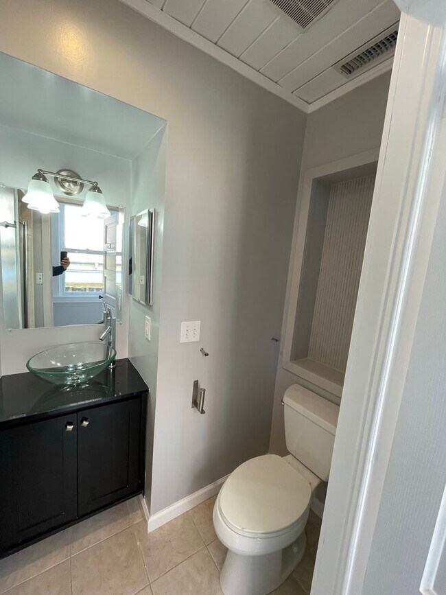 Building Photo - Small pets are welcome with an additional ...