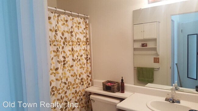 Building Photo - 2 br, 2 bath House - 715 Clubhouse Drive