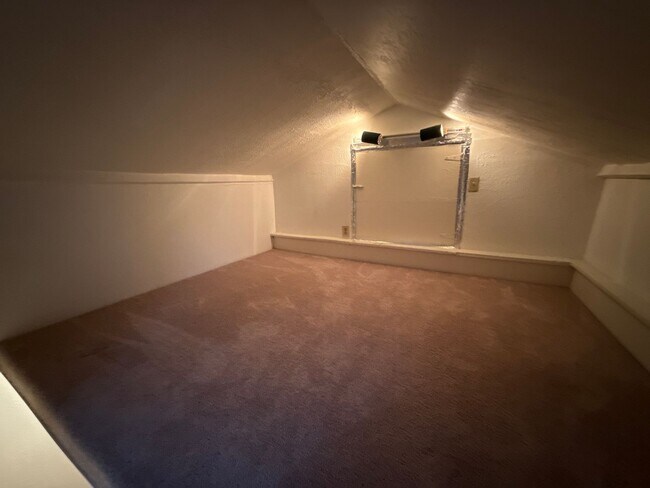 Building Photo - 229-229B 27th St