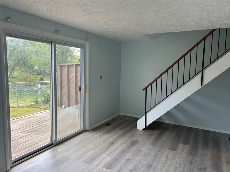 Building Photo - 3101 Camberly Dr