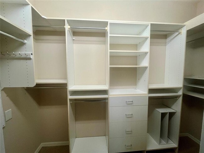 Building Photo - 6040 Sandhill Ridge Dr