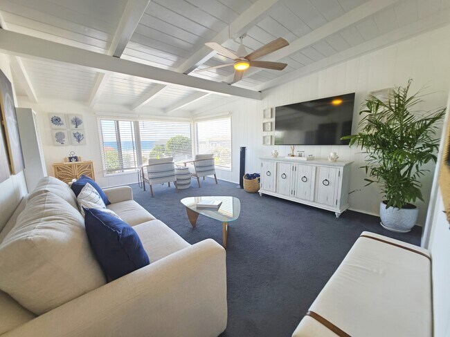 Building Photo - 2466 Hermosa Ave
