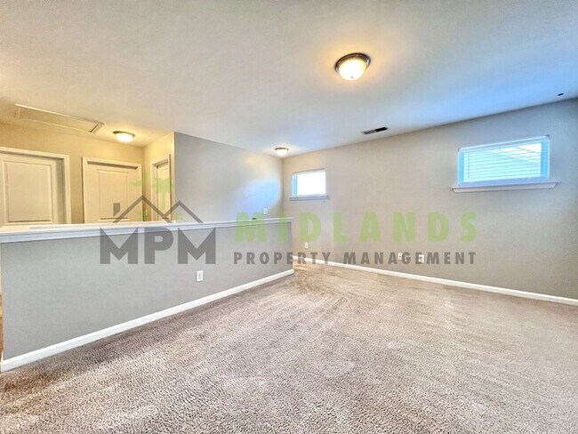 Building Photo - 356 Eagle Feather Loop