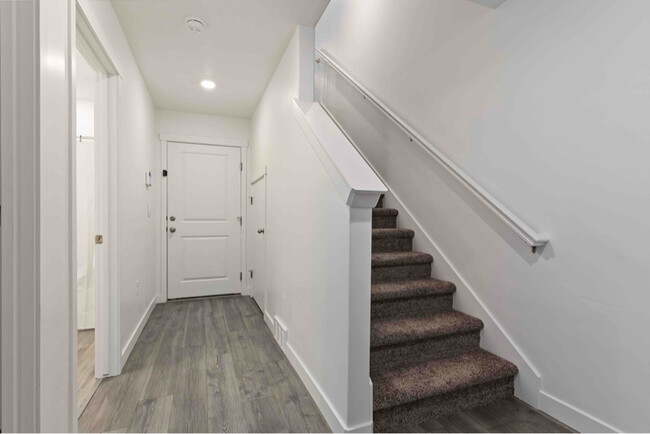 Building Photo - 1149 W 320 S