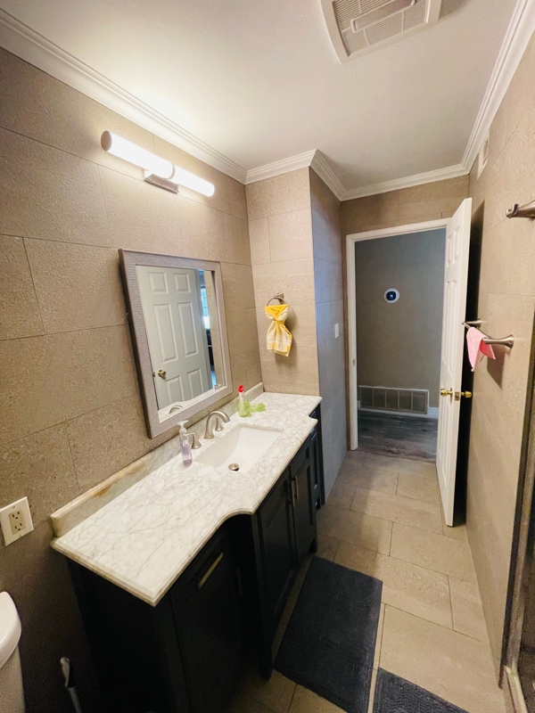 Building Photo - 6848 Sutter Ave