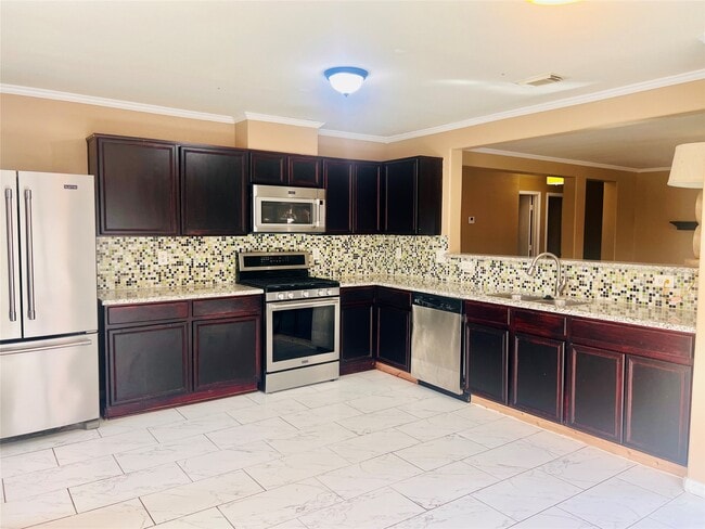 Building Photo - 6423 Mildenhall Ct