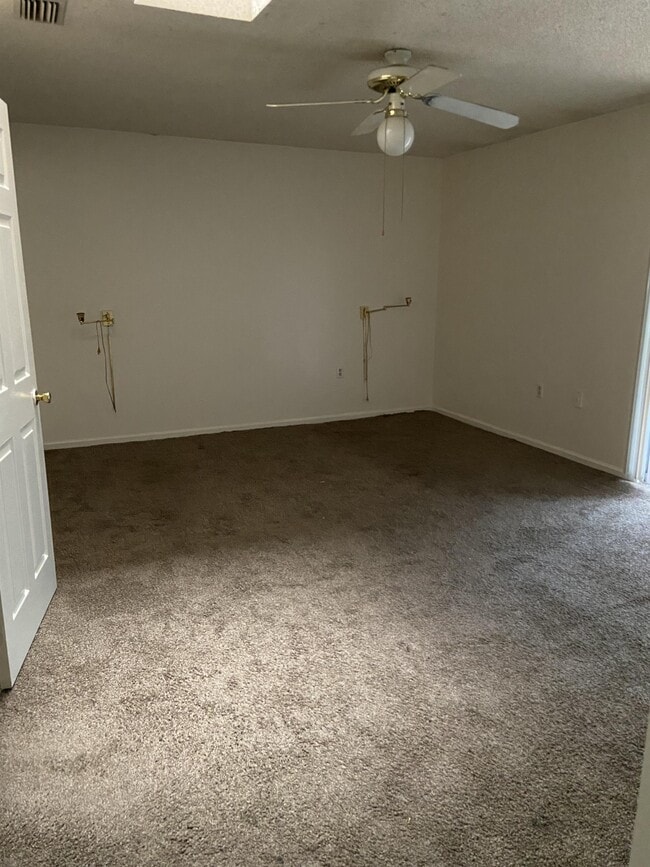 Building Photo - 931 McAfina Trail