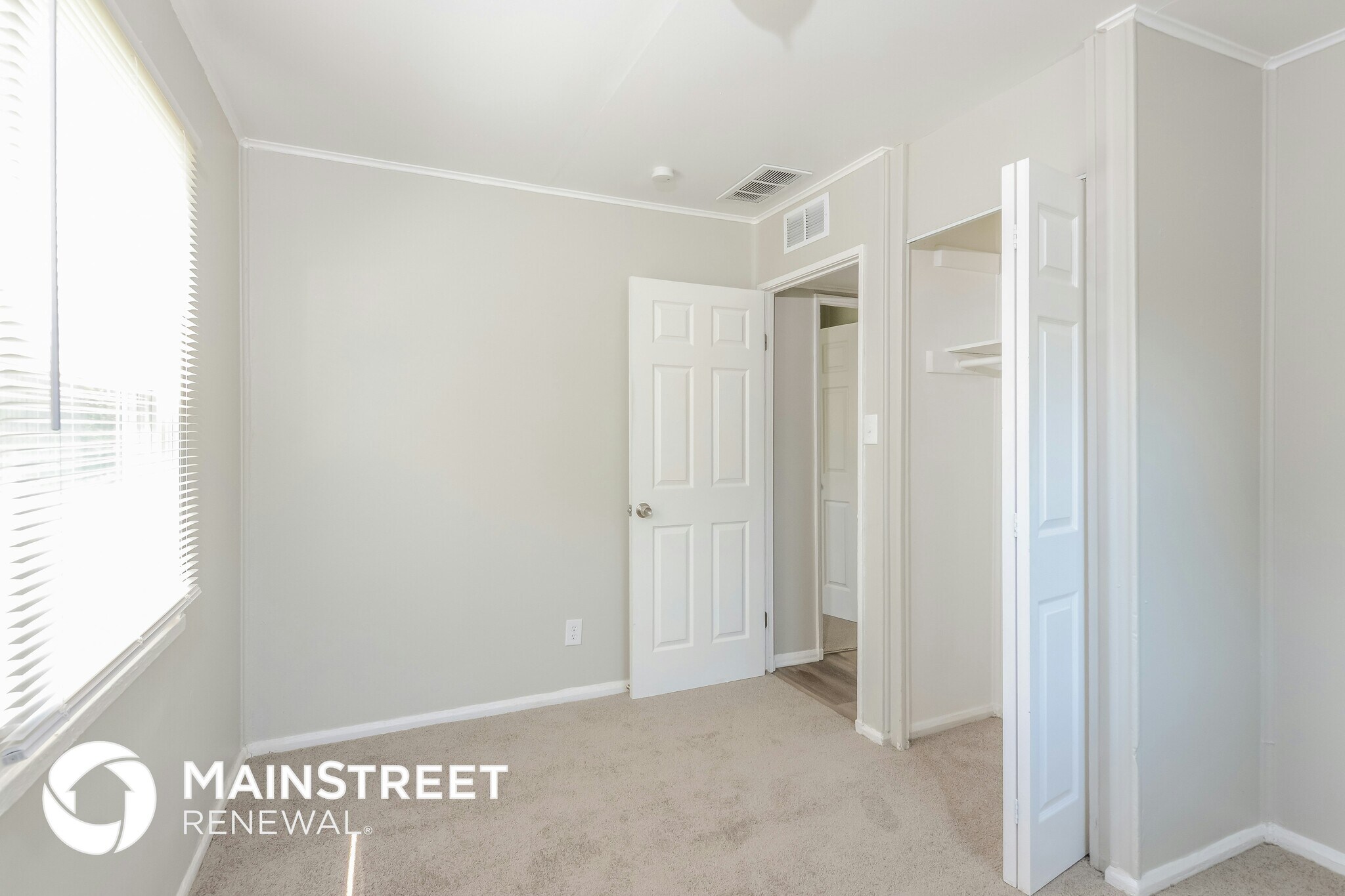 Building Photo - 4030 Kalmar Dr