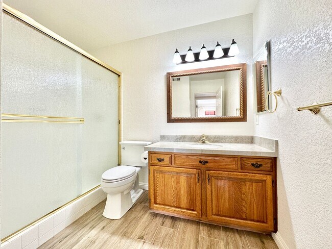 Building Photo - Sweet Single-Story, Completely Detached, Home in the Picturesque Fallbrook Village HOA Community!