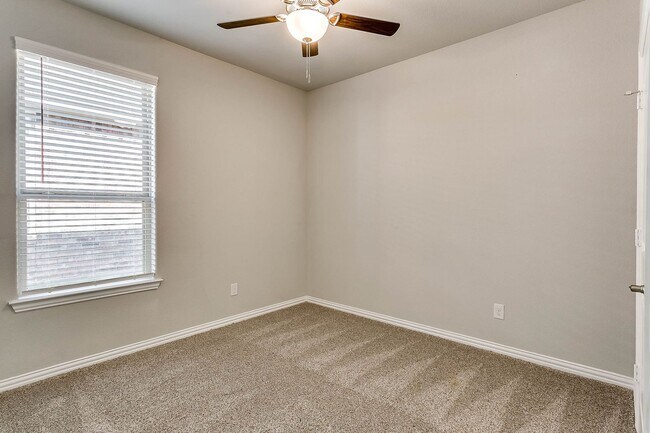 Building Photo - Perfect for Your Growing Family! 1/2 off first Month