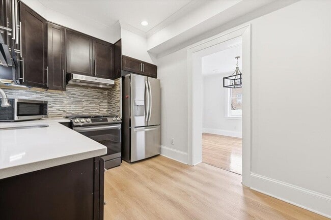 Building Photo - 6033 Monitor Pl