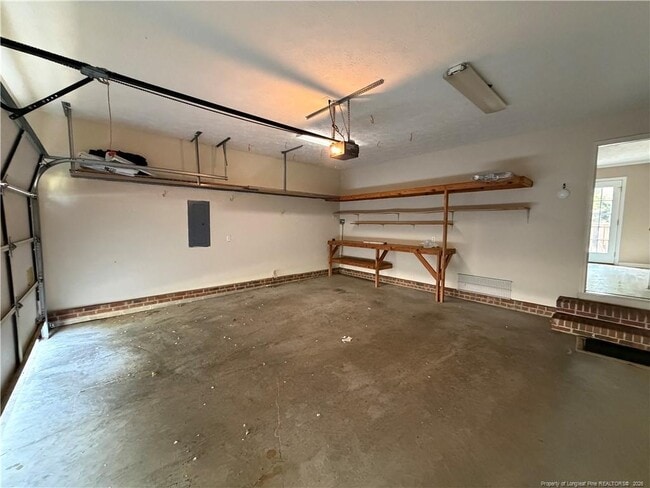 Building Photo - 637 Spy Glass Dr